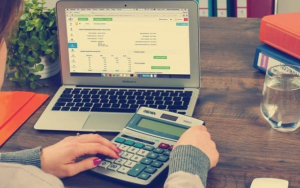 8 Essential Features To Look For In Payroll Software